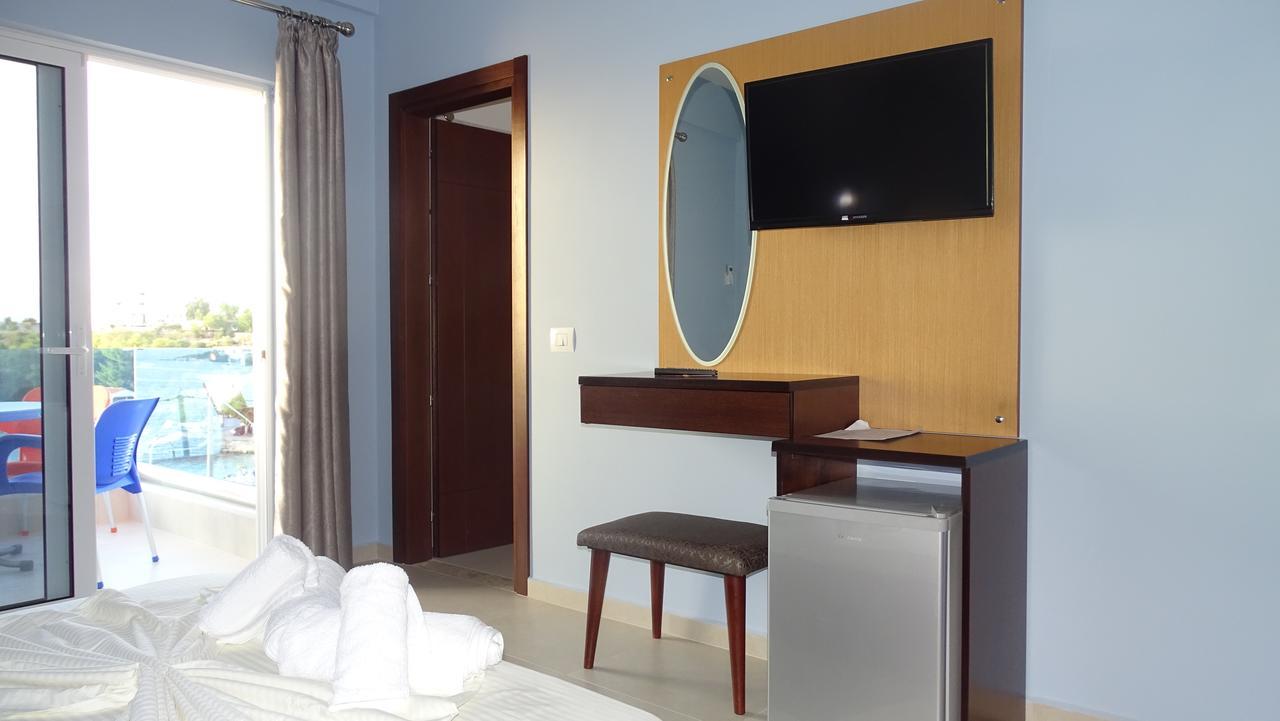 Hotel De Luna Ксамил Екстериор снимка